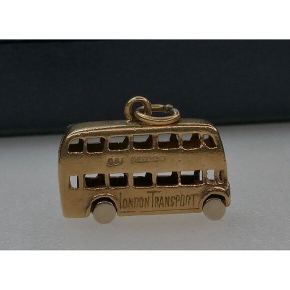 Vintage 9K Gold London Bus Charm Pendant "London Transport" Engraved Rotating Wh - Picture 9 of 14